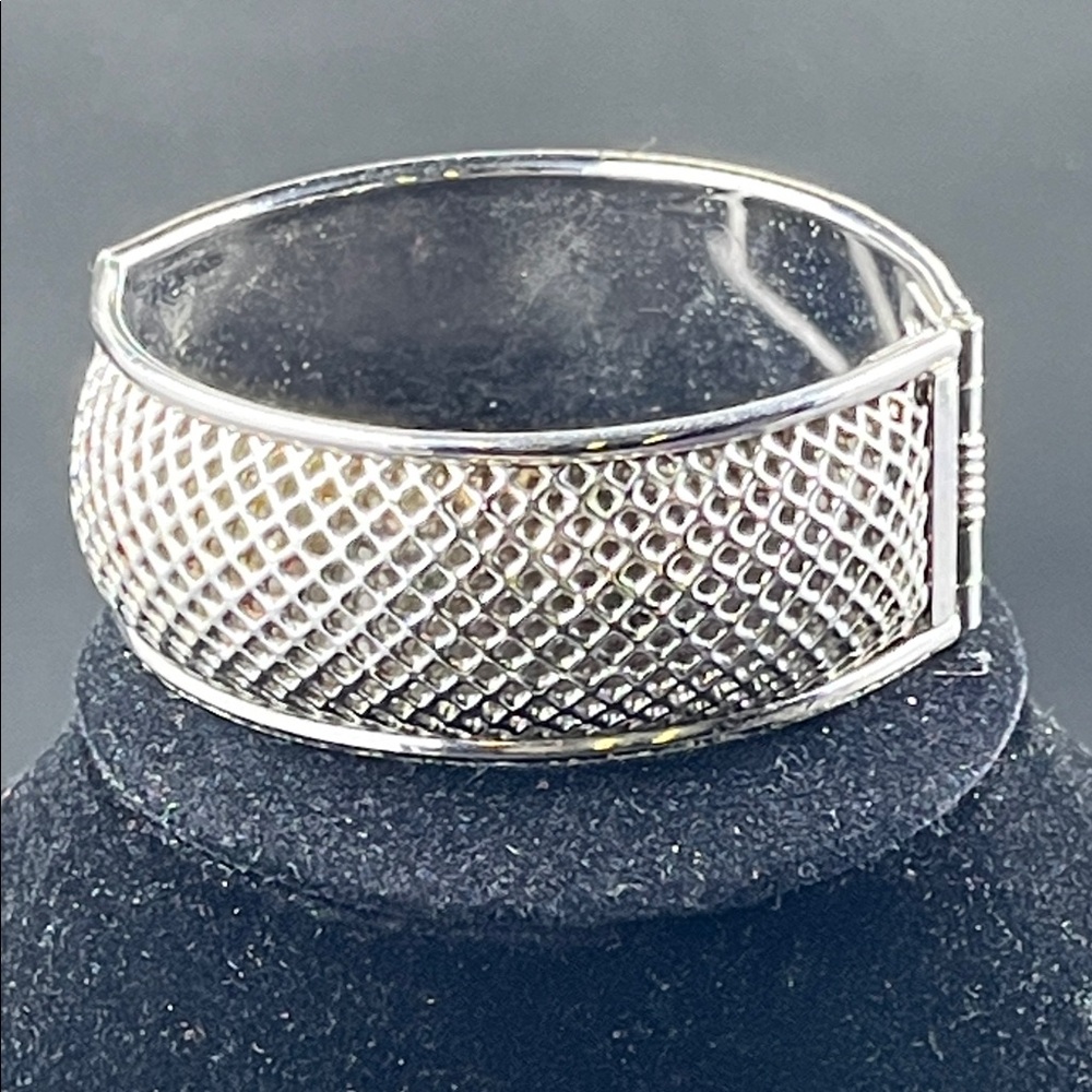 Sarah Coventry Silver Tone Mesh Hinged Cuff Bracelet